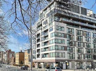 1990 Bloor St W #903, Toronto, ON M6P0B6