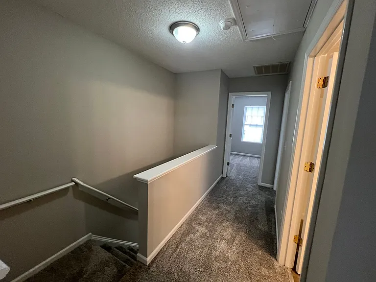 116 Baberton Dr — Photo 17