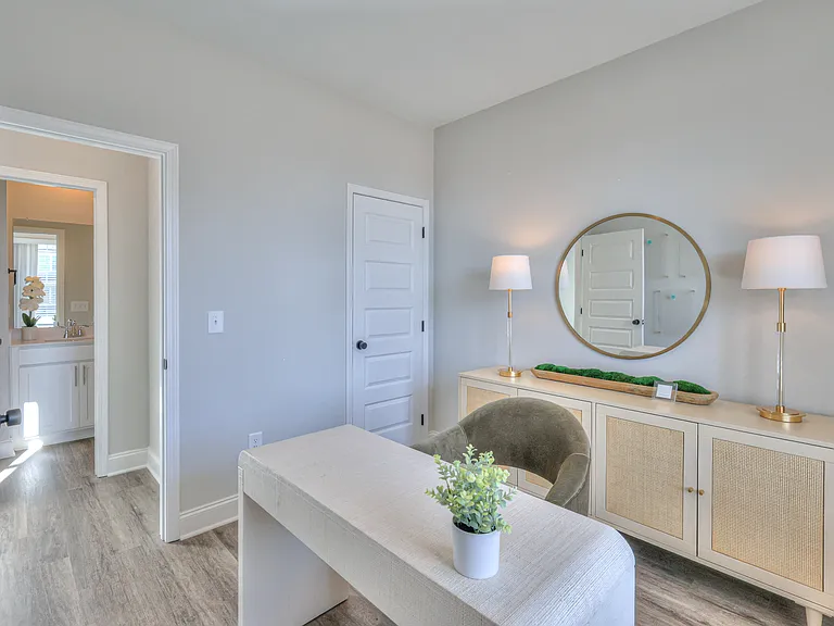 2762 Residences — Photo 25