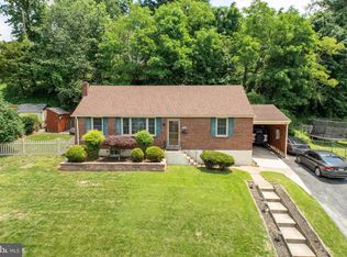 1346 Valley Rd, Woodlyn, PA 19094