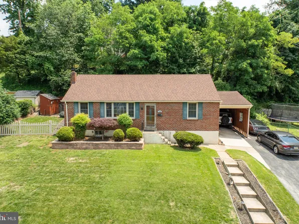 1346 Valley Rd, Woodlyn, PA 19094