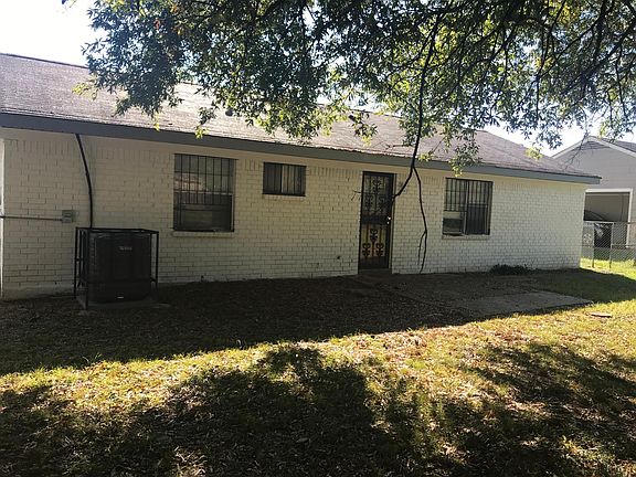 2nd image of 58 W Paxton Ln