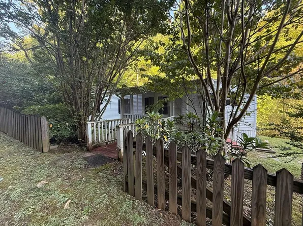 116 R P Stephenson Dr, Bryson City, NC 28713
