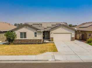 1898 W Summer Blossom Way, Hanford, CA 93230