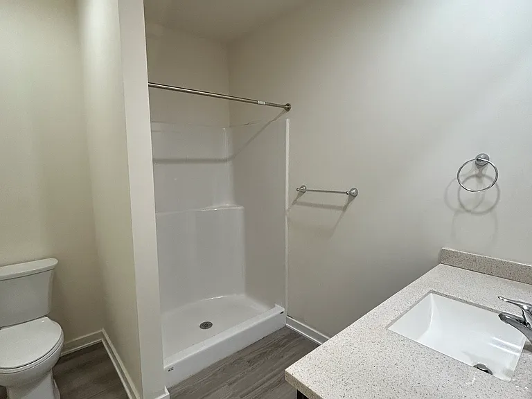 147 N Church St #7 — Photo 4