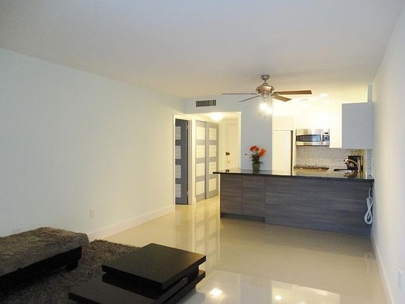 2nd image of 17560 Atlantic Blvd APT 305