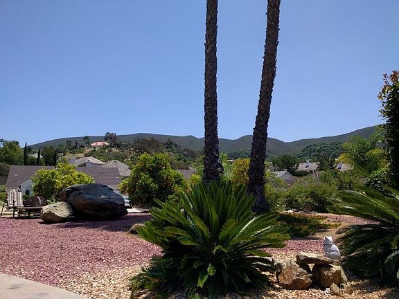 3rd image of 1172 Jugador Ct