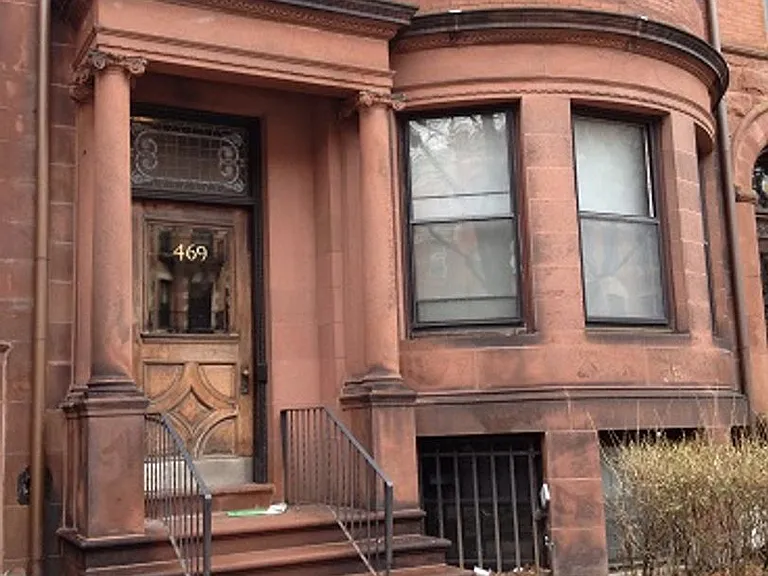 469 Beacon St — Photo 6