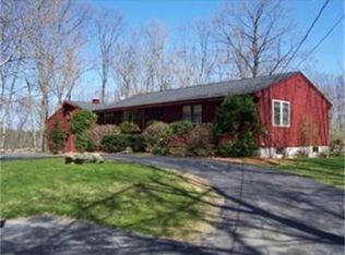 18 Hobbs Rd, Princeton, MA 01541