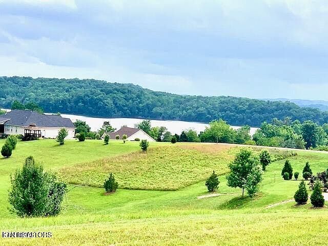 1st image of 213 Majestic View Dr