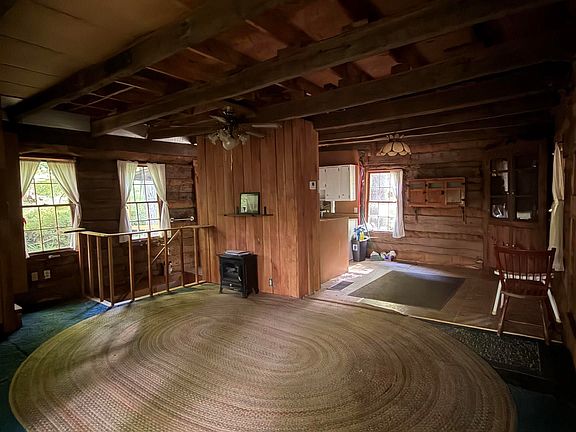 11th image of 2527 Smithtown Rd