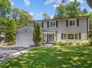 115 Avon Ave, Northfield, IL 60093