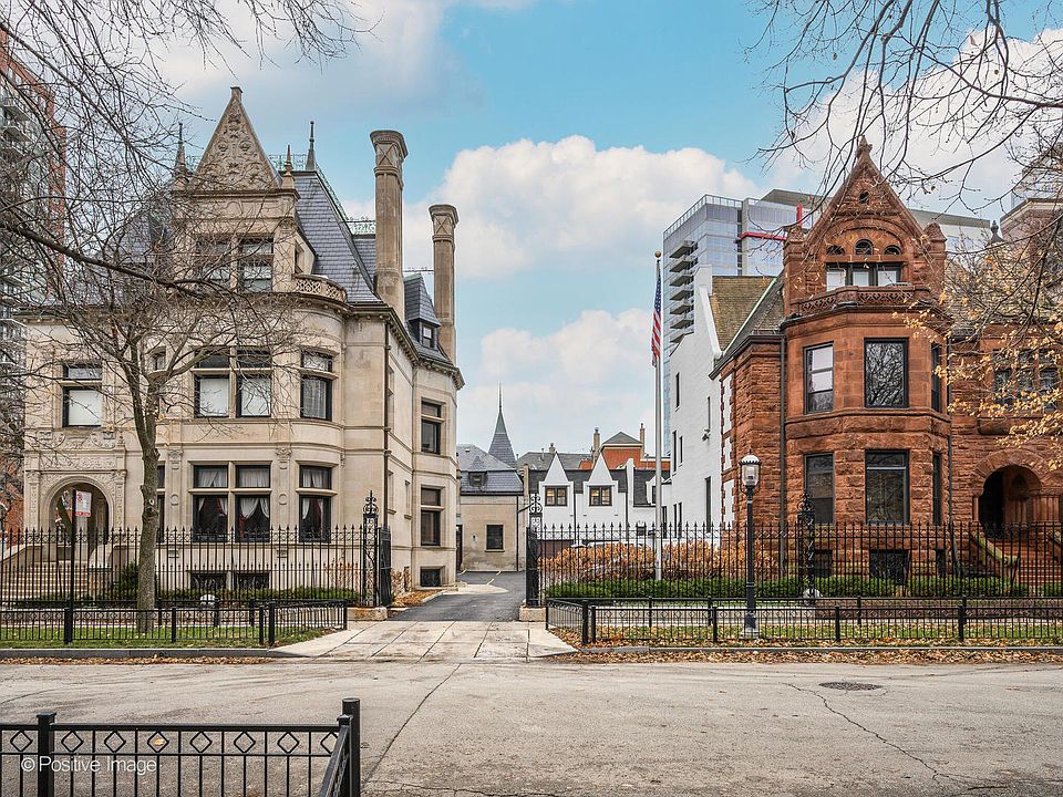 1st image of 1801-1811 S Prairie Ave