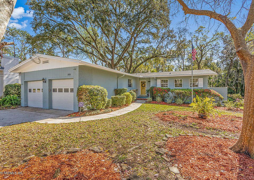 1st image of 2028 Sweet Briar Ln