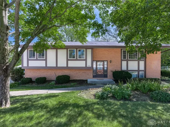 432 Crusader Dr, Dayton, OH 45449