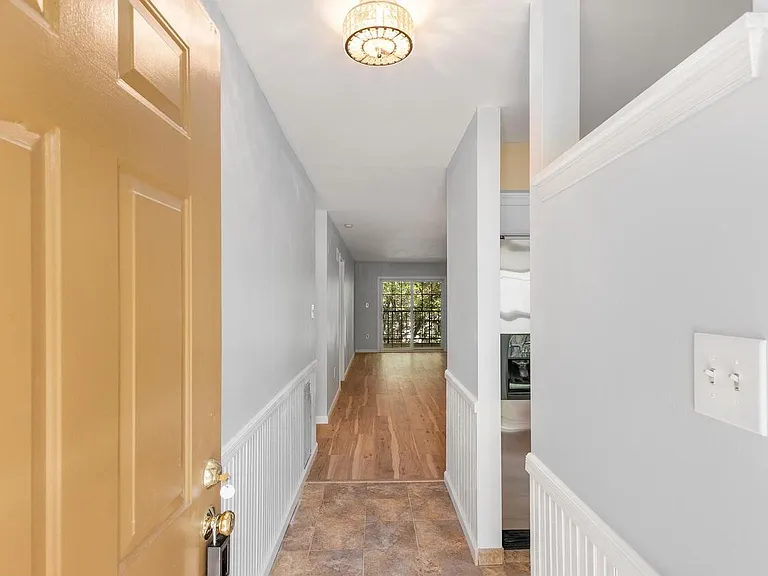 192 Valley Stream Ln — Photo 3