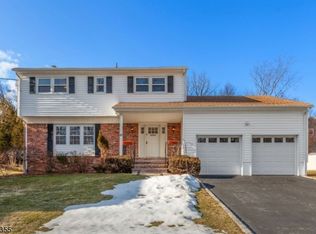 85 Sycamore Ave, Livingston, NJ 07039
