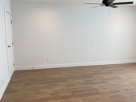 5th image of 4025 W Adams Blvd Unit 1