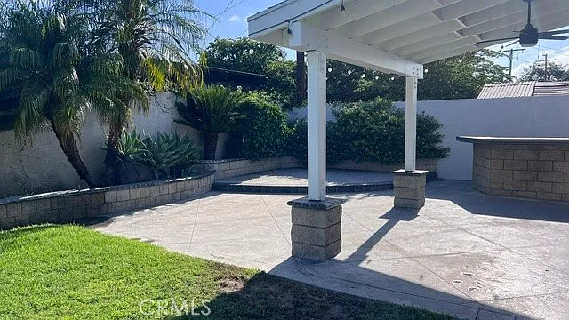 2253 E Belmont Pl — Photo 12