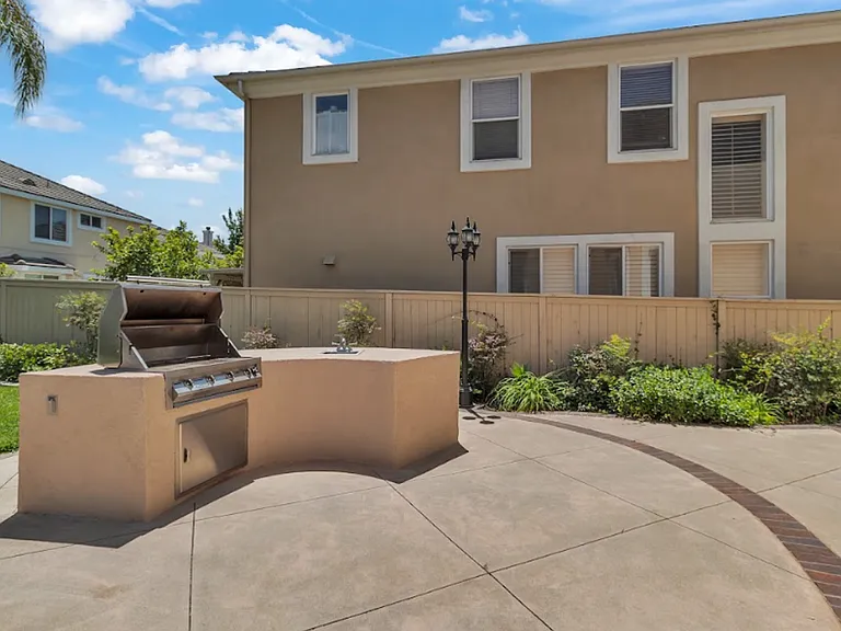 10 Clearwater Cv — Photo 62
