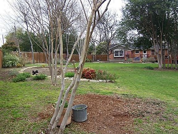 2nd image of 813 James Dr