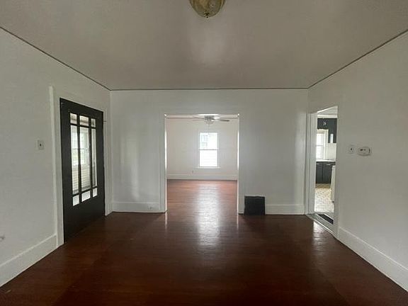 4th image of 1141 College St