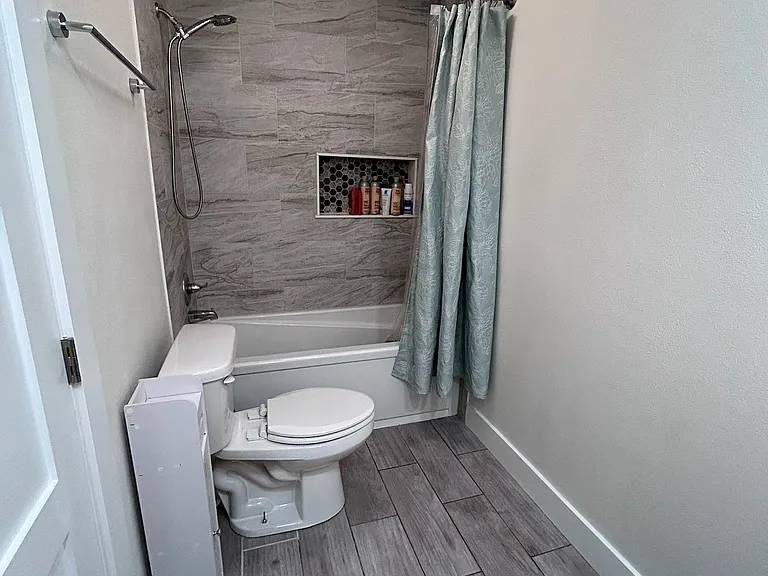 1025 Darlington Oak Dr — Photo 9