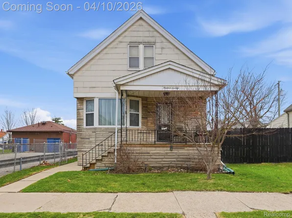 1970 Edwin St, Hamtramck, MI 48212