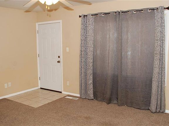 3rd image of 3514 N Lynhurst Dr
