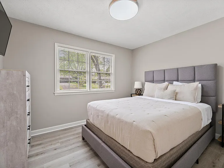 673 Fairfield Dr — Photo 16