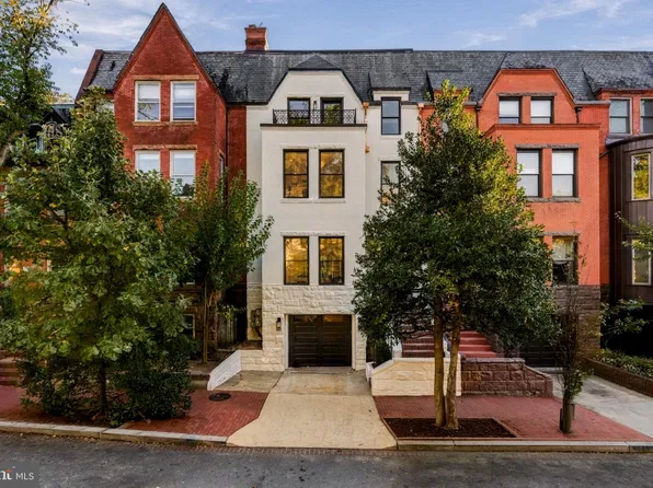 2034 O St NW, Washington, DC 20036