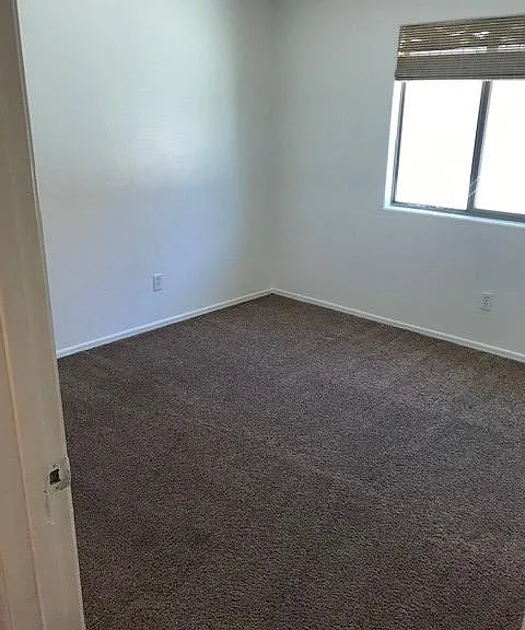 6908 S 7th Ln — Photo 13