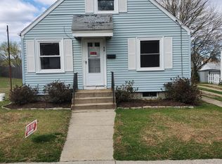 25 Wayland Ave, Cranston, RI 02920