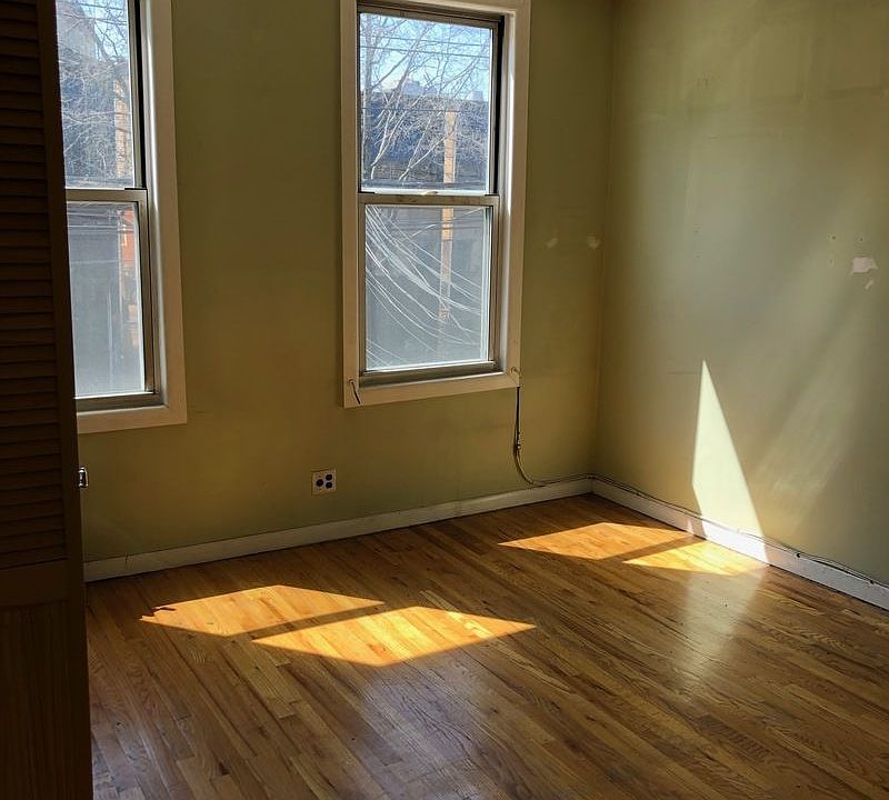 1st image of 2533 Astoria Blvd Fl 2