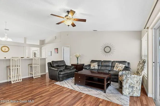 1015 Homewood Ave — Photo 11
