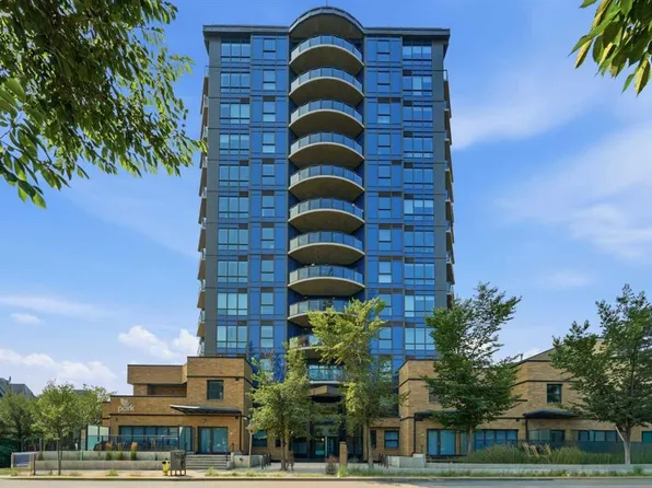 303 N 13th Ave SW #1802, Calgary, AB T2R 0Y9