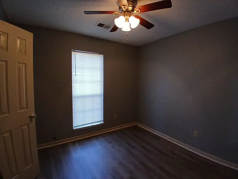 6405 Saginaw Rd — Photo 6