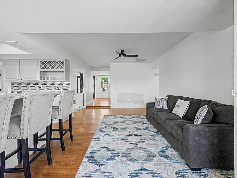 6315 E Delcoa Ave — Photo 44