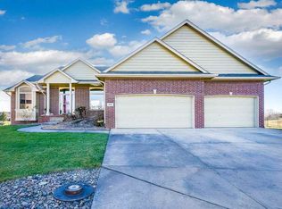 6611 W Brookview Cir, Wichita, KS 67205