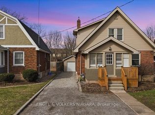 5791 Dorchester Rd N, Niagara Falls, ON L2G5S6