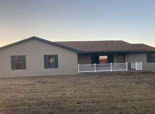 901 Amber Dr, Cherokee, IA 51012