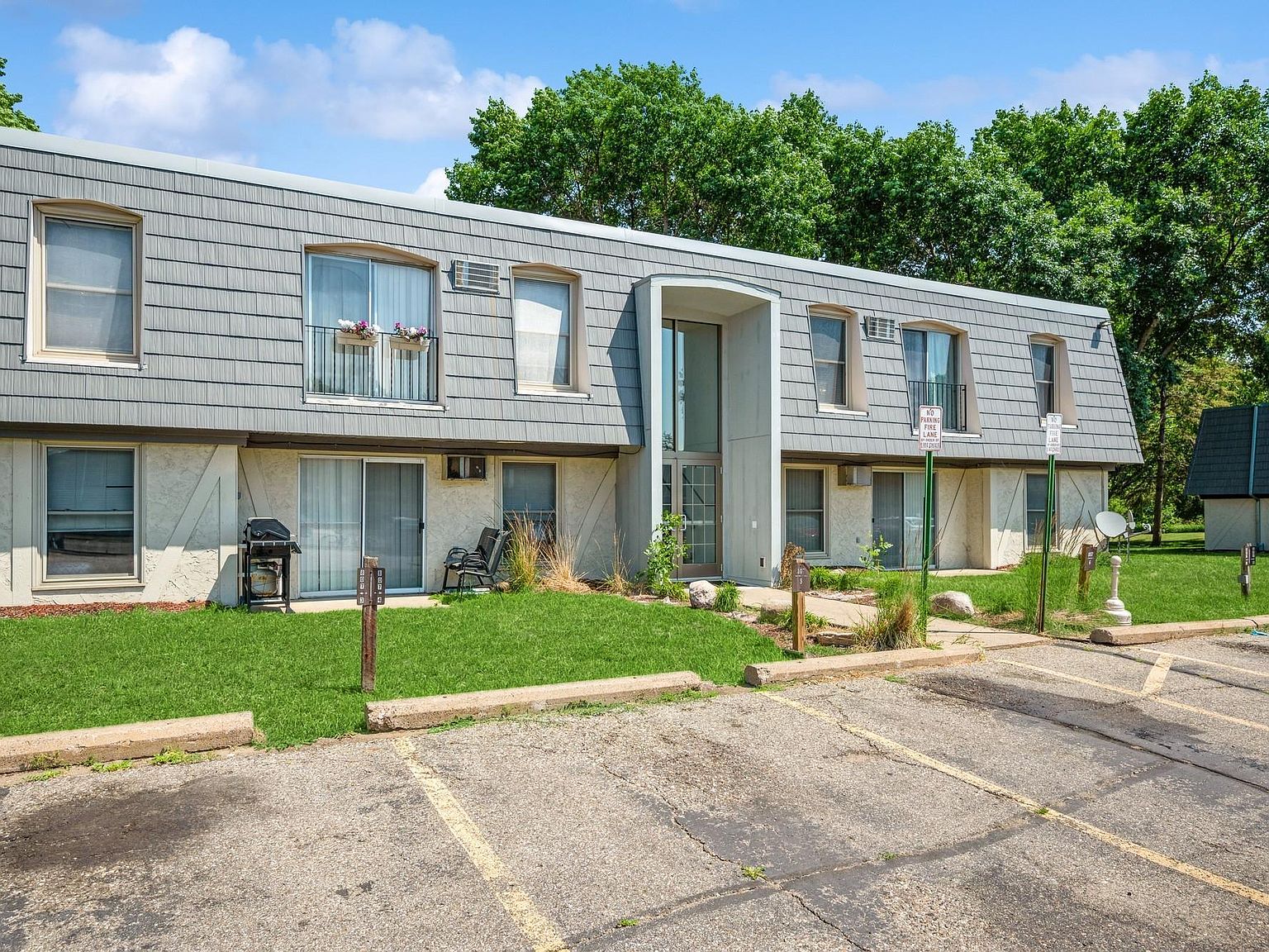 807 11th Ave S APT 5, Hopkins, MN 55343 Zillow