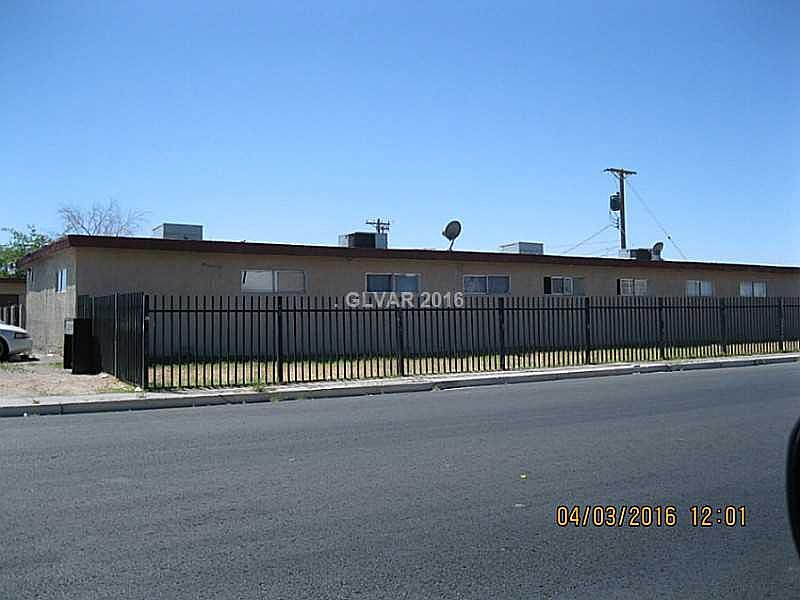 2nd image of 2539 Bassler St