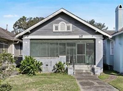 8207 Neron Pl, New Orleans, LA, 70118
