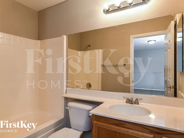 3932 Gold Point St — Photo 12