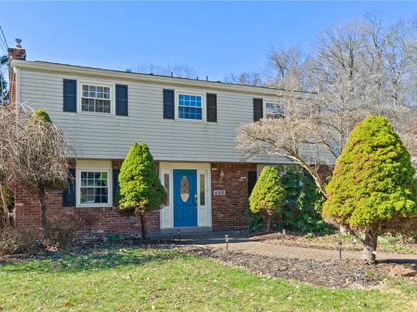 688 Carnival Dr, Pittsburgh, PA 15239