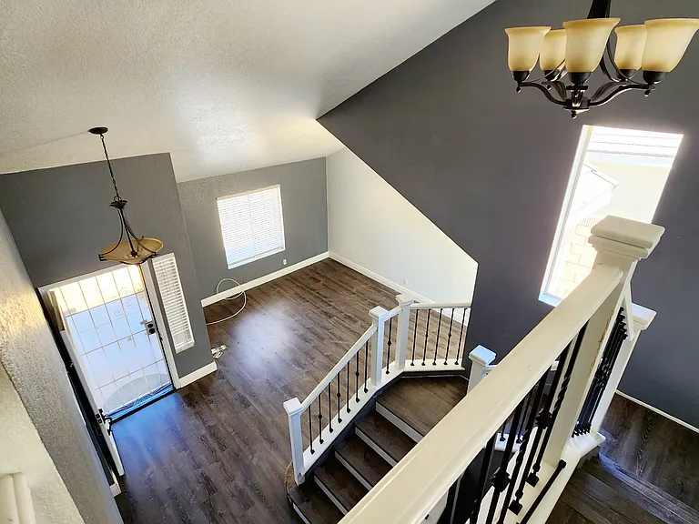 39306 Fieldcrest Cir — Photo 4