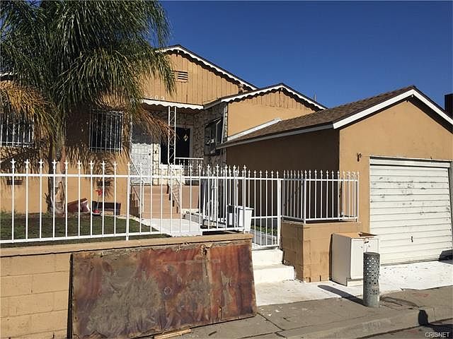1st image of 2509 W Century Blvd