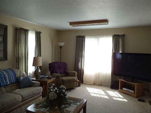 2nd image of 58680 Sunlit Blvd