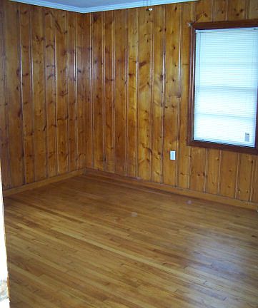 5th image of 861 Highland Grove Ave